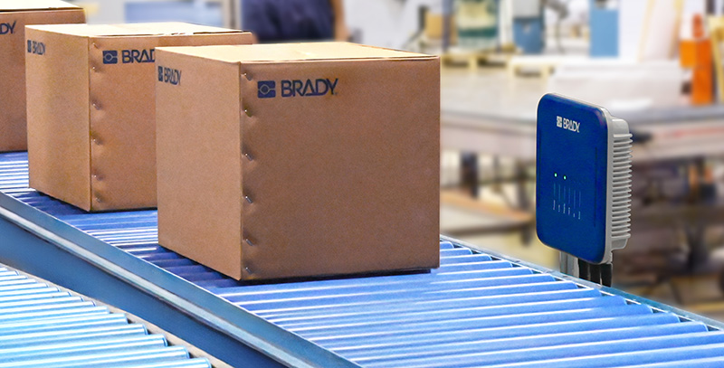 IRX200 på ett transportband